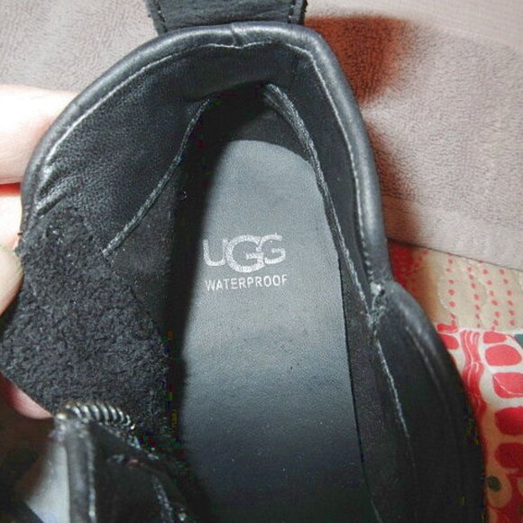 UGG Aureo II Suede Ankle Boots Size 7 Waterproof Side Zip Comfort Heel Black - Picture 6 of 11
